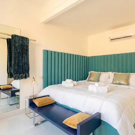 Aparthotel Altamarea 3*