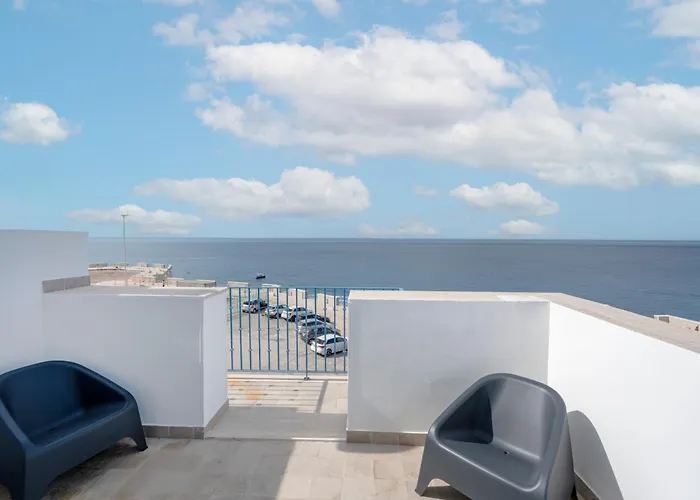 Mare | Fronte Mare Con Balcone - Vicino Al Centro Storico Aparthotel *